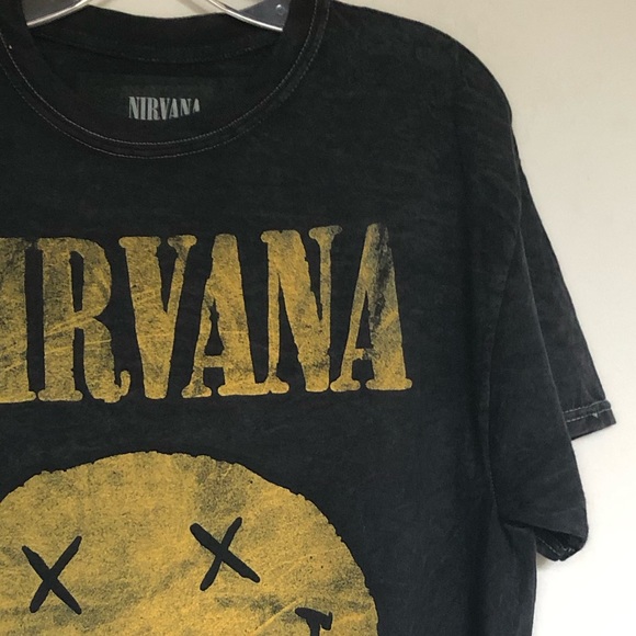 Nirvana Smiley Merch Vintage  Black T Shirt - Picture 4 of 4